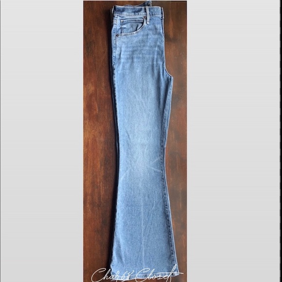 Abercrombie & Fitch Denim - Abercrombie and Fitch Ultra High Rise Flare Jeans